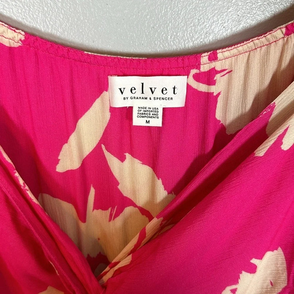 Velvet by Graham & Spencer Makena Twist Front Printed Dress NWT Size Medium - Picture 7 of 14